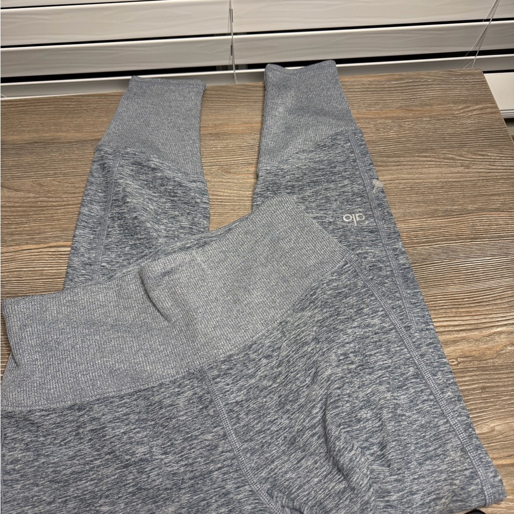 ALO Yoga Heather Gray Leggings